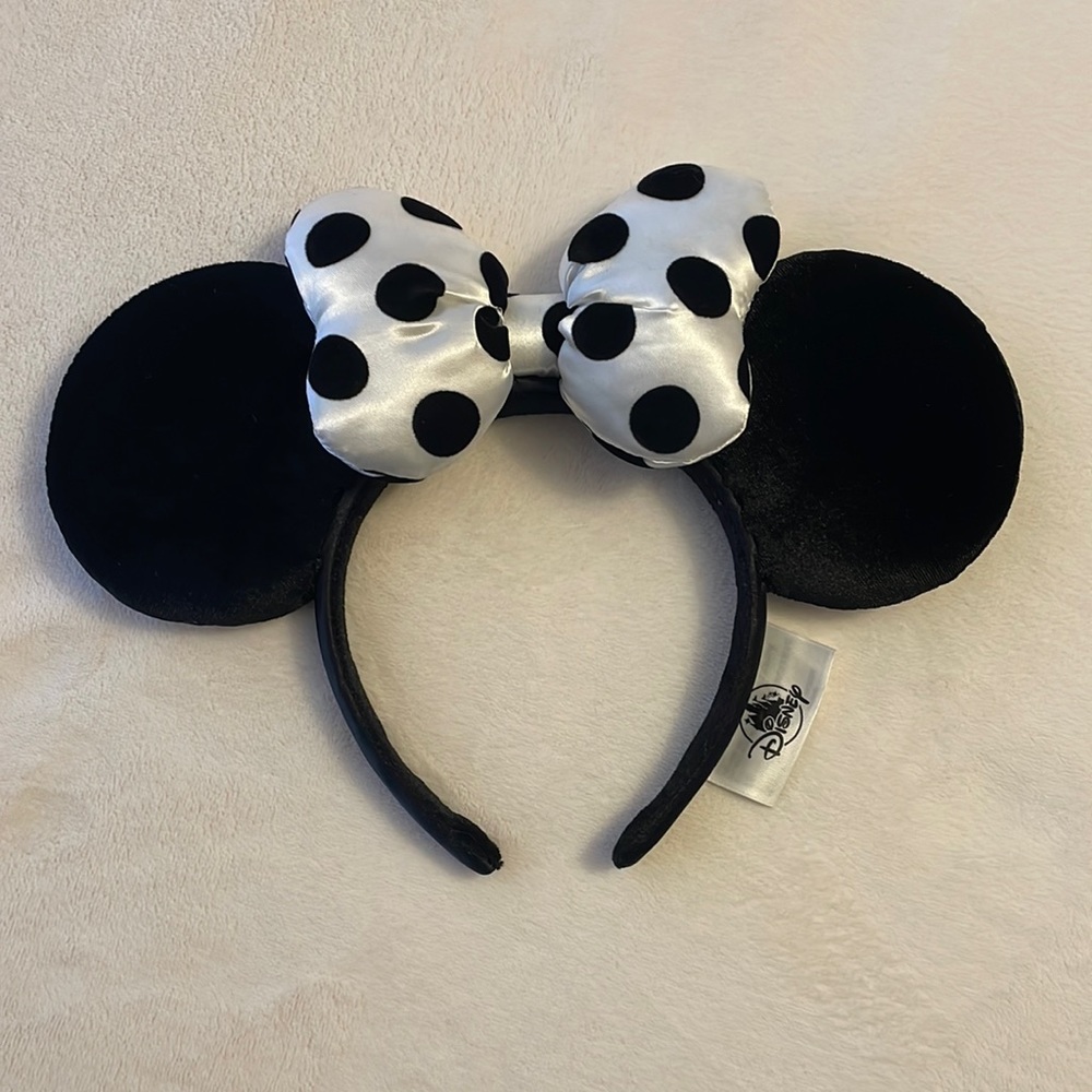 Minnie Mouse Disney Ears / Headband
